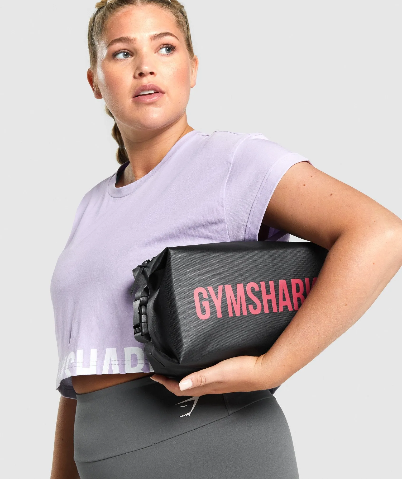 Gymshark X-Series Toiletry Bag - Black/Pink