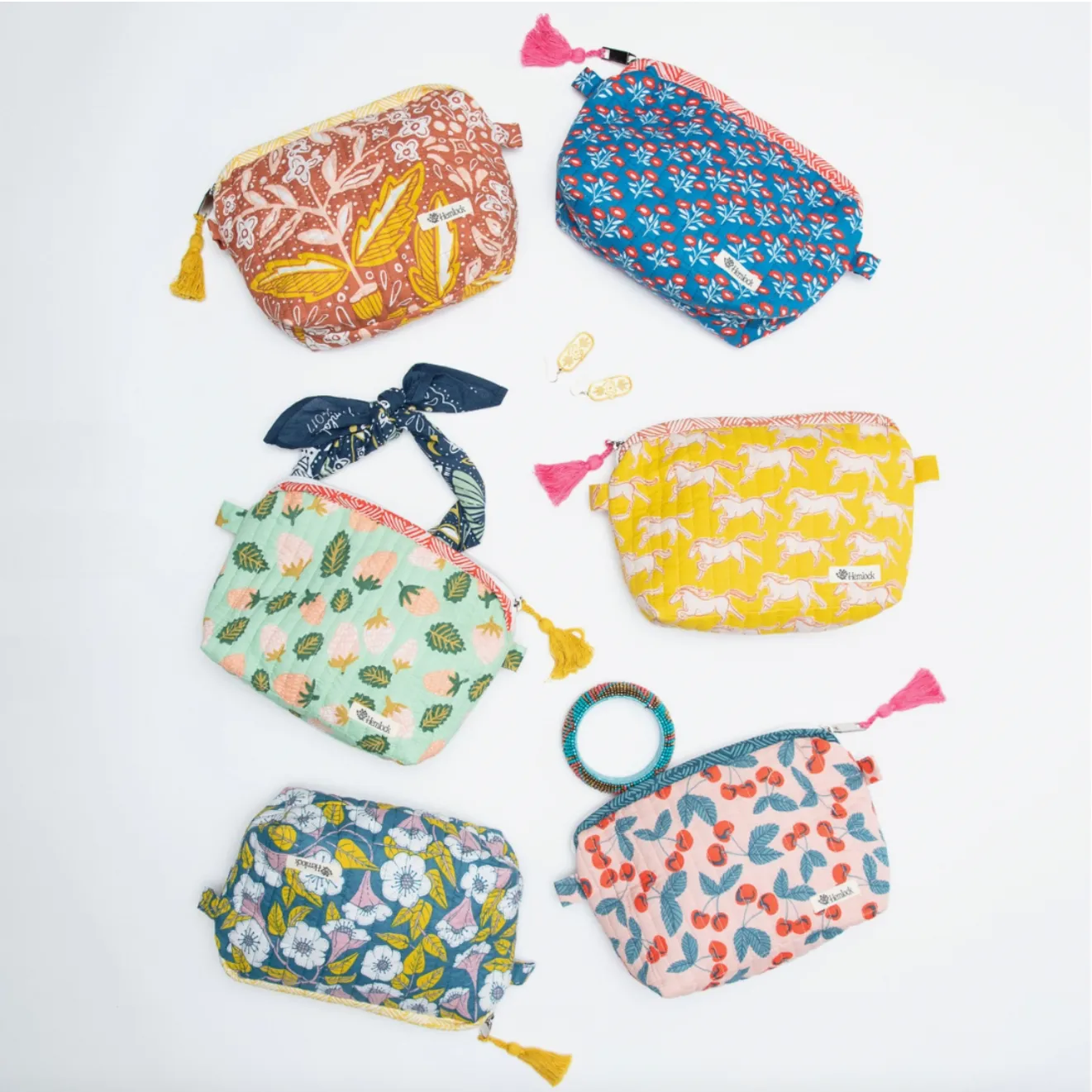 Handker Quilted Zipper Pouch: Evangeline