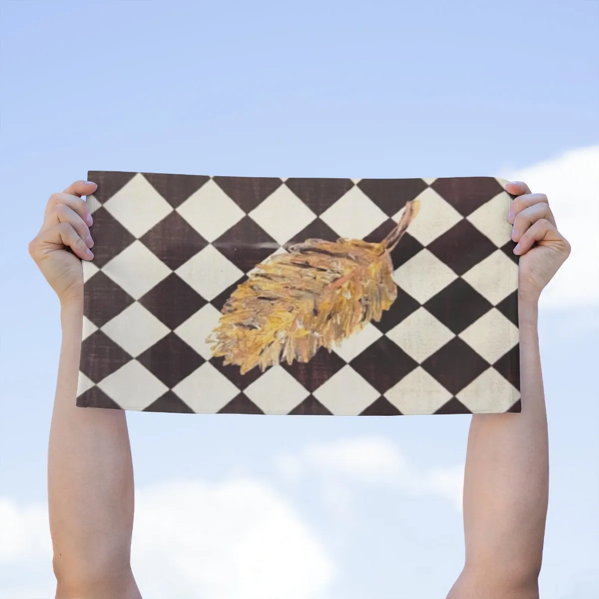 The Golden Leaf Diamond Rally Towel, 11x18